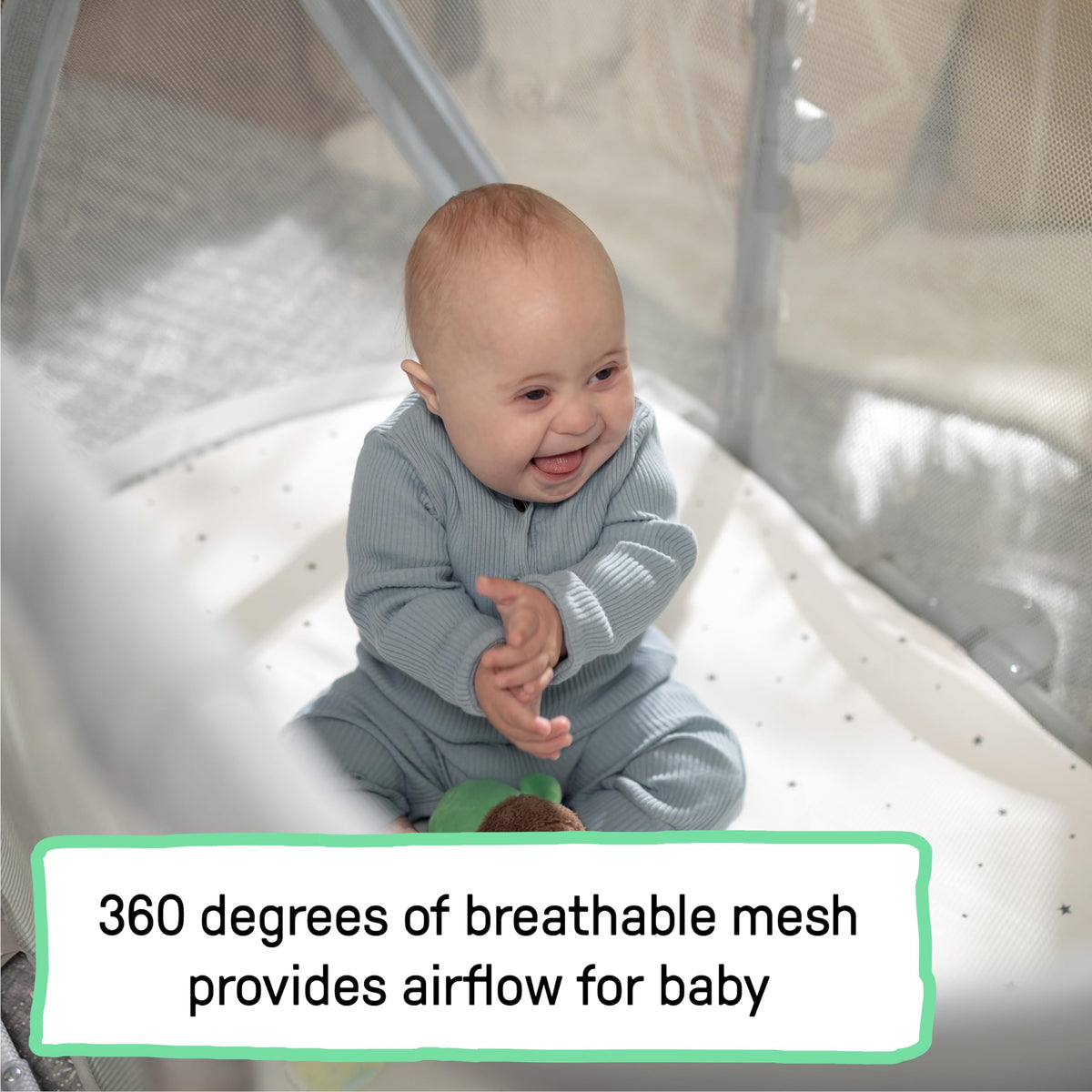 3-in-1 Portable Bassinet & Playard T47333