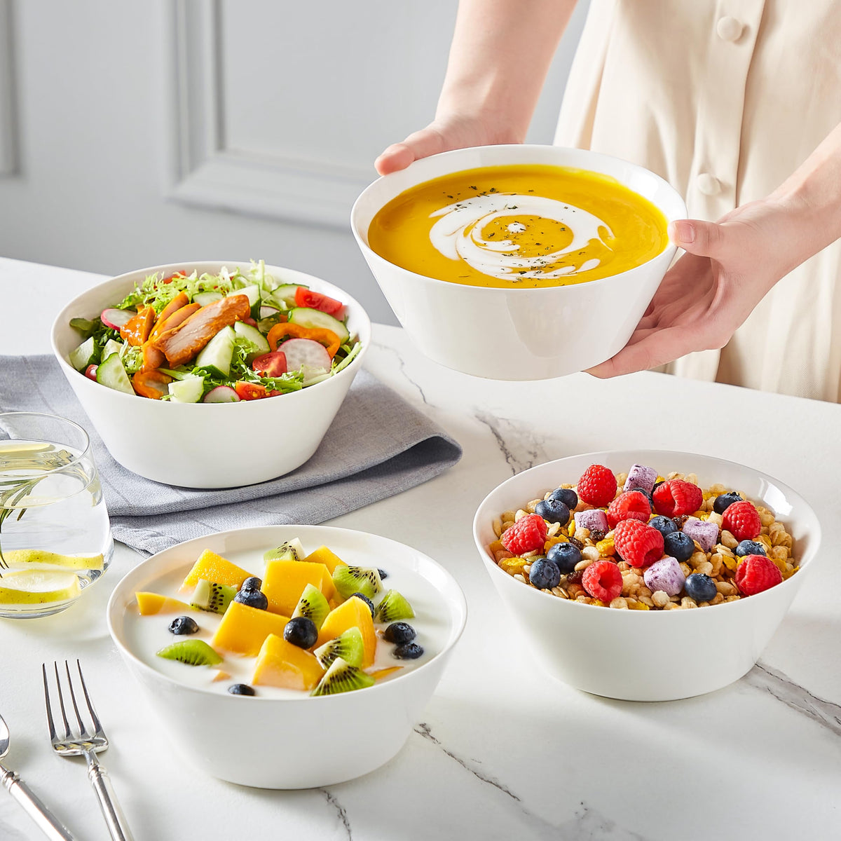 35 OZ Soup Bowls Set of 4 and 24 OZ Cereal Bowls Set of 6 Z81897